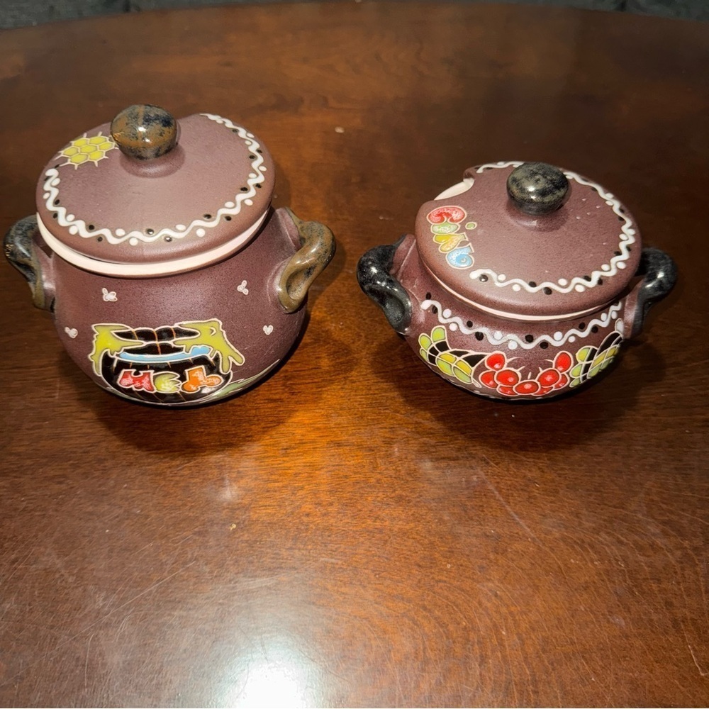 Set Of 2 Gorgeous Hand Painted Ceramic Clay Pots With Lids Brown Decorative Pots